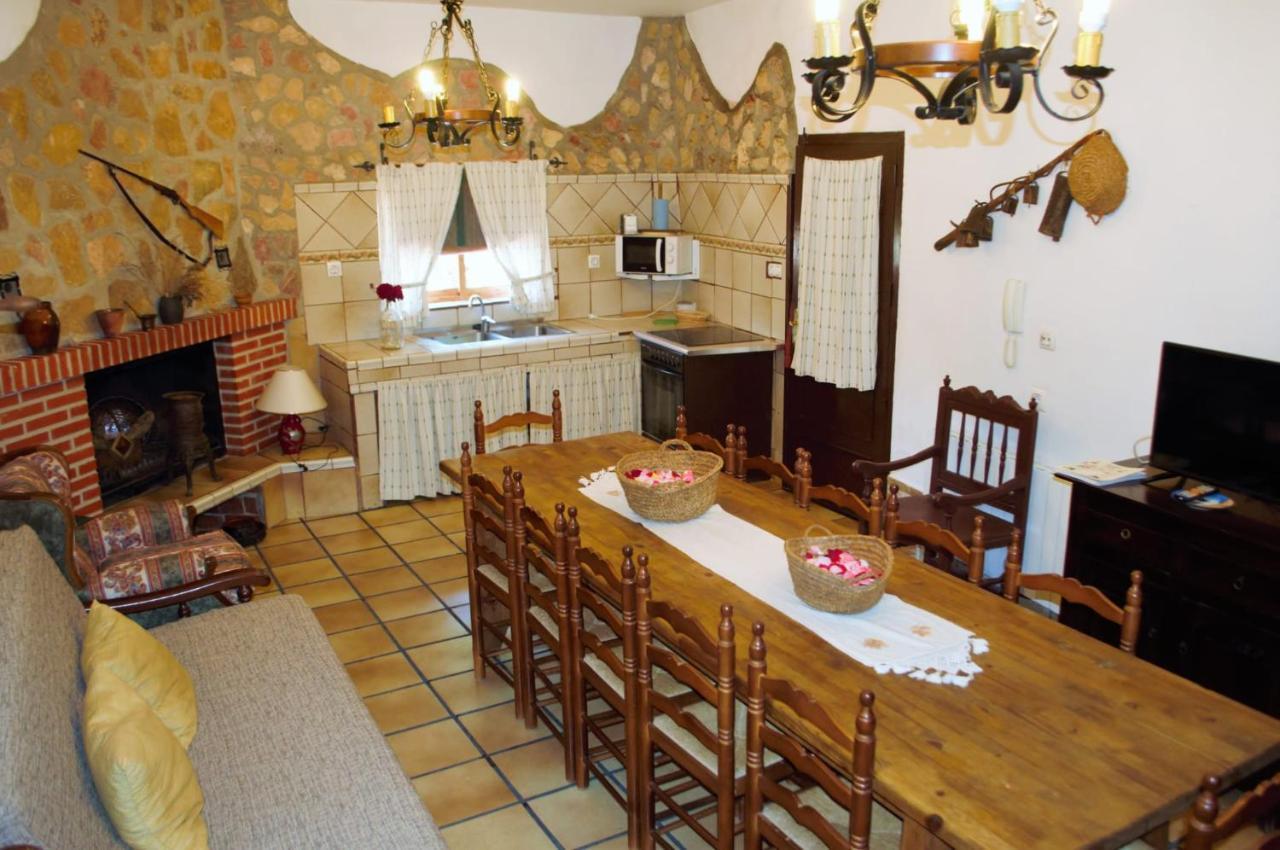 Casa Rural El Huerto Del Trucho Oliete Exterior photo